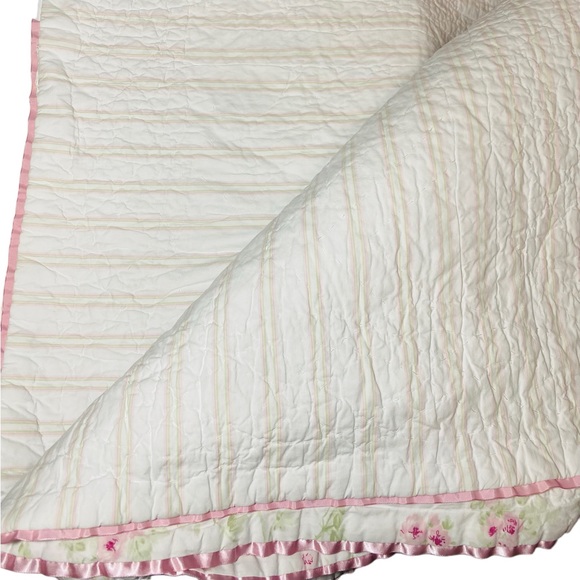 Simply Shabby Chic Full Reversible Quilt Cherry Blossom Pink Satin - Picture 4 of 8